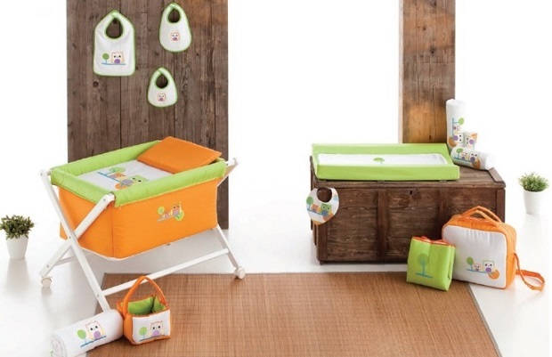 Cambiador para bebé colección buhos en color verde y naranja