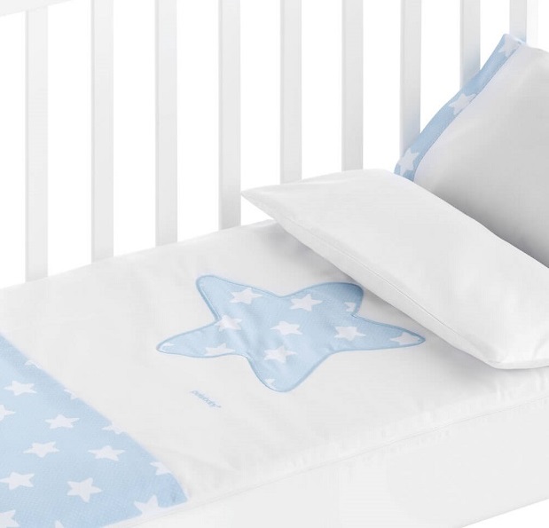 Nueva colección Nova de Pekebaby con estrellas en color azul o rosa