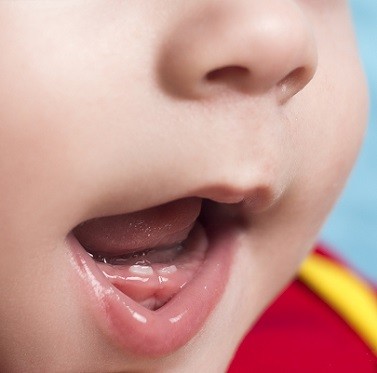 primeros dientes del bebe